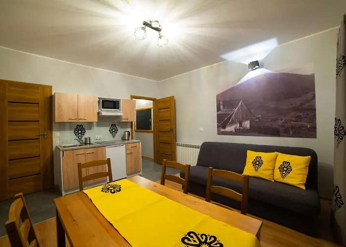 Sloneczny Przystanek דירה שצ'צ'ירק