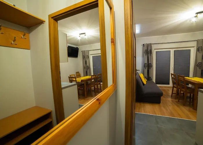 Sloneczny Przystanek * שצ'צ'ירק